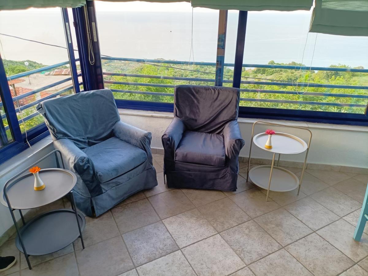 Hotel Christina - Happy Days Karitsa  Ngoại thất bức ảnh