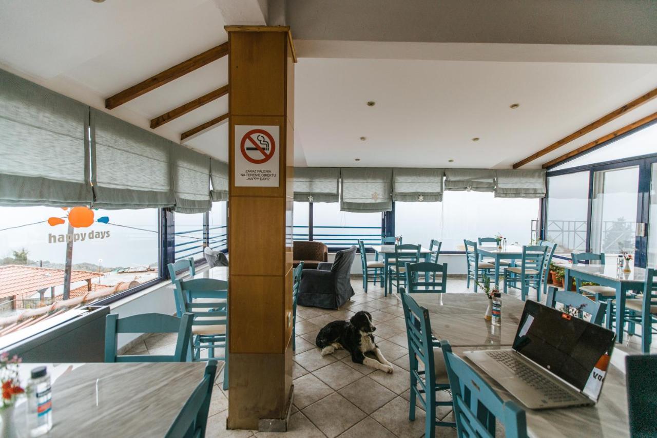 Hotel Christina - Happy Days Karitsa  Ngoại thất bức ảnh