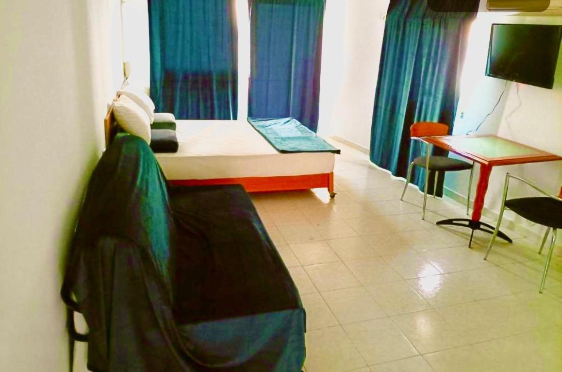Hotel Christina - Happy Days Karitsa  Phòng bức ảnh