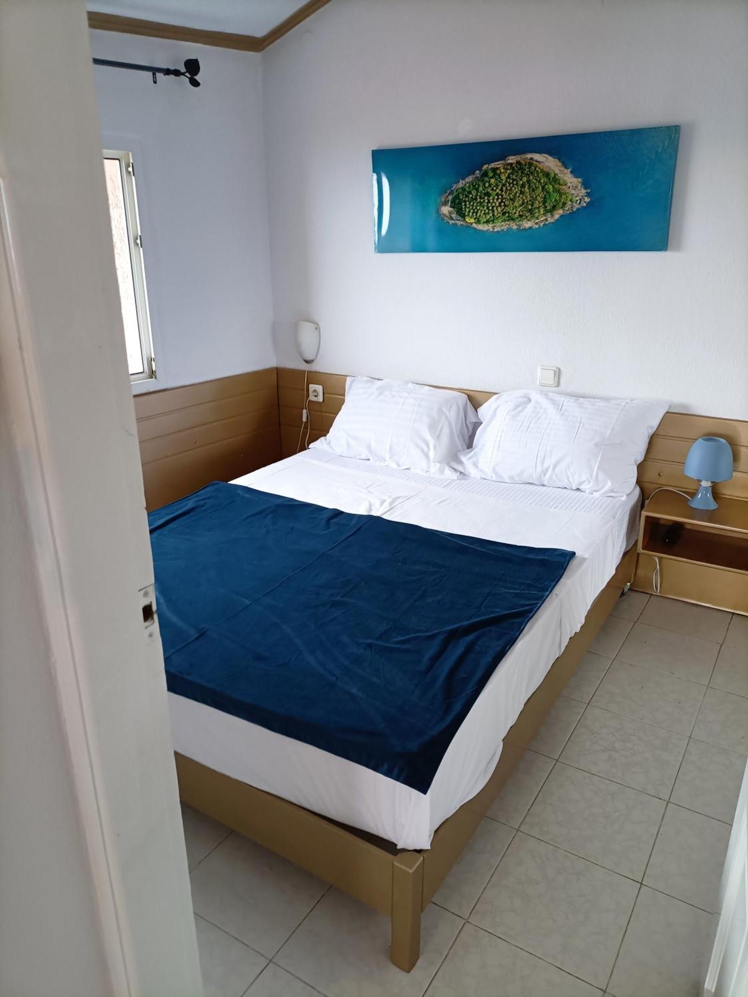 Hotel Christina - Happy Days Karitsa  Phòng bức ảnh