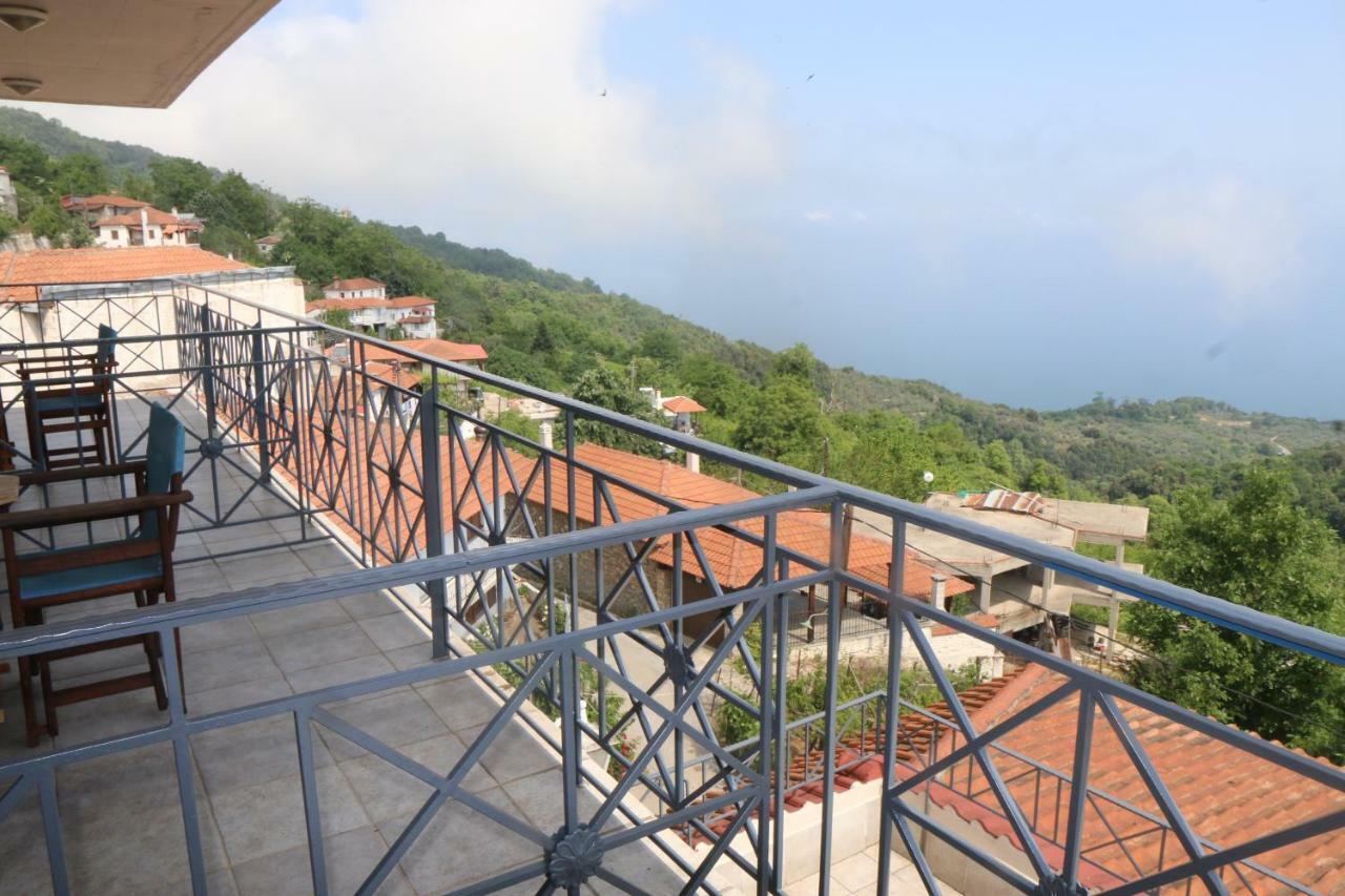 Hotel Christina - Happy Days Karitsa  Ngoại thất bức ảnh